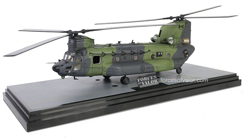 RCAF Beoing Chinook CH-147F 1:72 821005C-1 Details about   Forces of Valor 