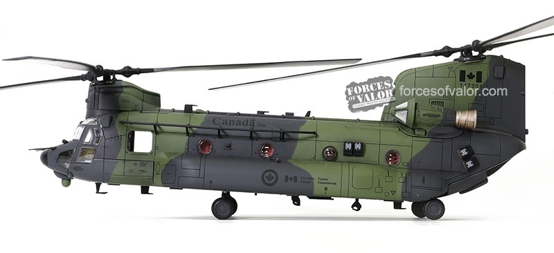 Force of Valor 821005C-2,Royal Canadian Boeing Chinook CH-147F helicopter 1:72 