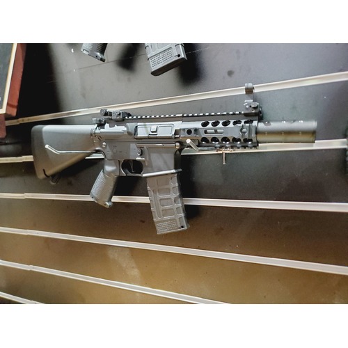 Well M4 CQB 2S w/metal gearbox