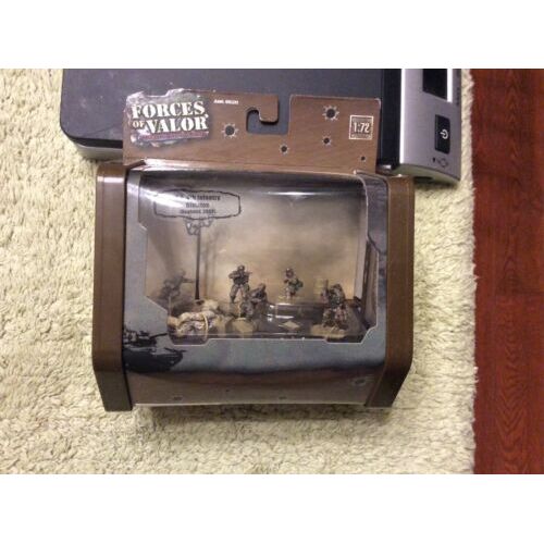 Forces of Valor - U.S. 4th Infantry Division 1:72 Battle Soldiers 93099