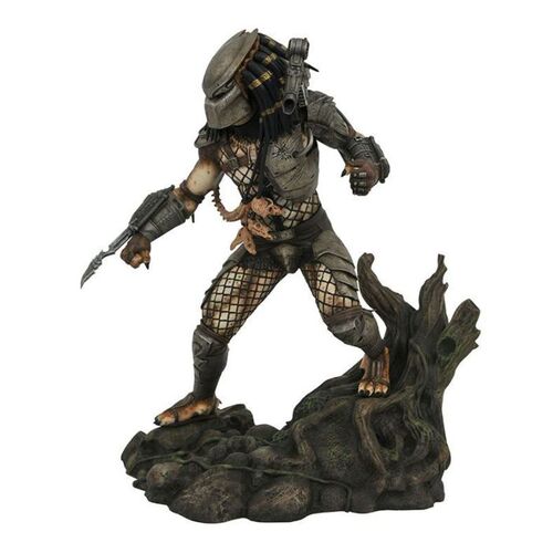 Predator - Jungle Predator 10” PVC Diorama Statue