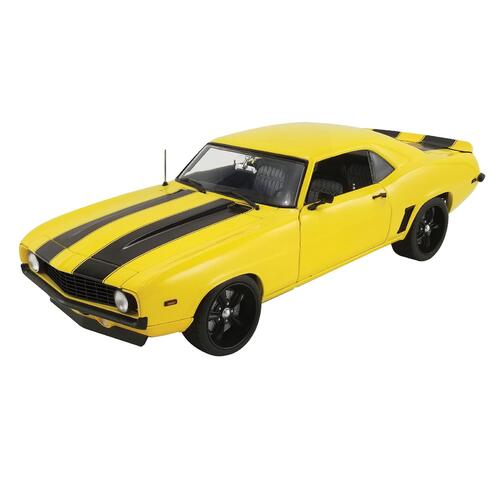 ACME DIECAST A1805719 - 1:18 Scale 1969 Chevrolet Camaro Yellow Jacket Street Fighter Diecast Model
