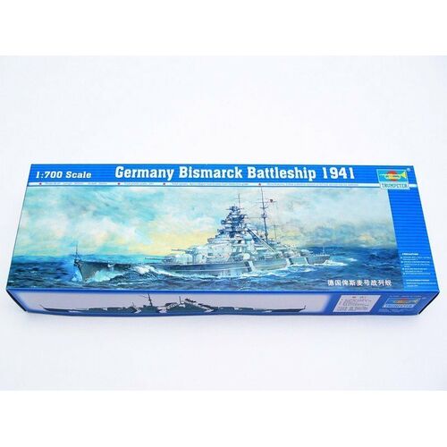 TRUMPETER 05711 1/700 GERMANY BATTLESHIP BISMARCK 1941 model kit