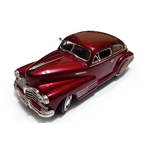 Timeless Classics - 1:24 1948 Chev Aerosedan Fleetline (American Classics) #73266
