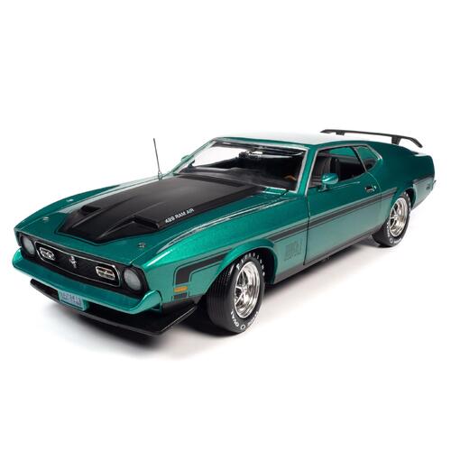 AMM1262 1:18 1971 Ford Mustang Mach 1 CO71 die cast