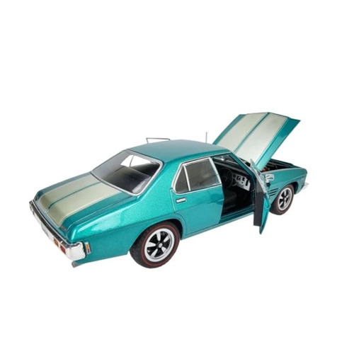 DDA 301 1/24 HQ GTS 4 Door Monaro Diecast Car Holden