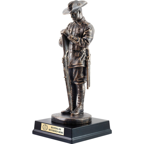Master Creations Resting on Reversed Arms Digger Figurine ANZAC statue