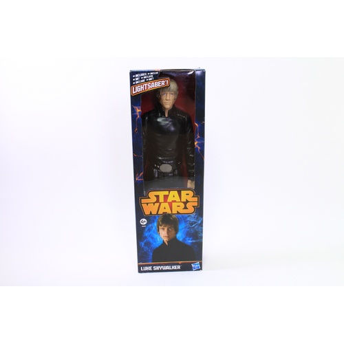 Star Wars Hasbro Luke Skywalker in Black A5819 Toy New in Box