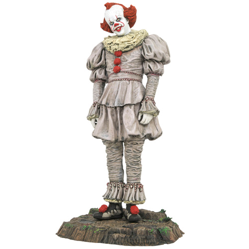 IT Chapter Two- Pennywise (Swamp) PVC Gallery Diorama Statue