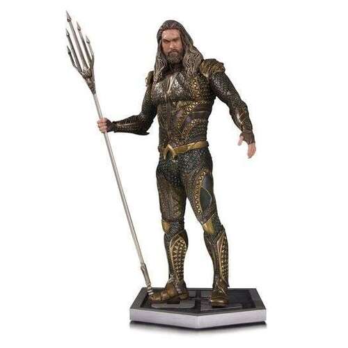 Justice League Aquaman Statue 13 inch