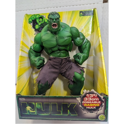 Hulk - Poseable 13" RAGING Hulk Action Figure