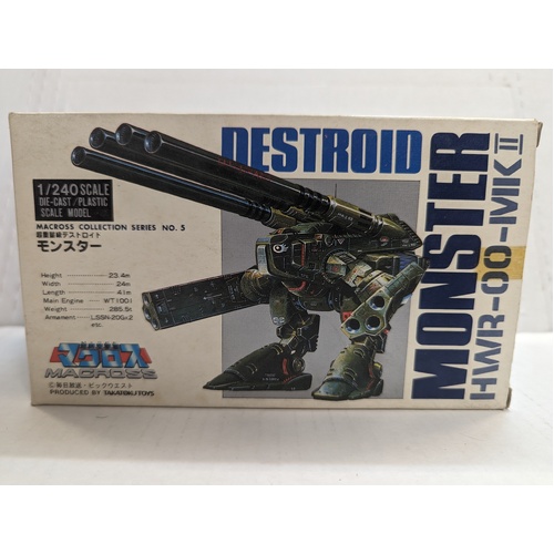 Bandai Macross - Destroid Monster HWR-00-MK II