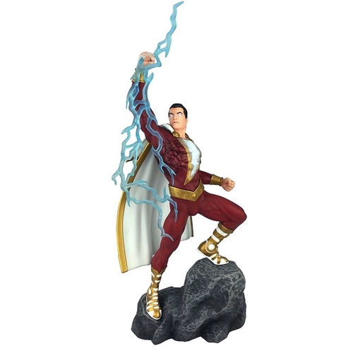 DC Comic Gallery Shazam PVC