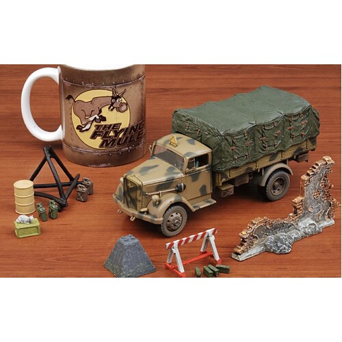 Forces of Valor - GERMAN 3 TON CARGO TRUCK Green/ Brown 1:32 80061