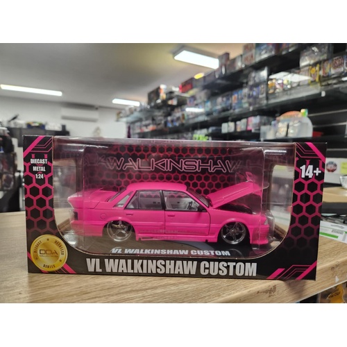 dda collectibles 1:24 Holden VL Commodore Walkinshaw die cast