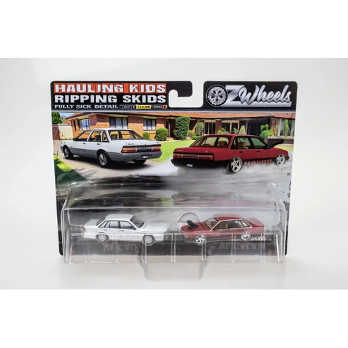 1:64 Ozwheels Hauling kids Ripping Skids VL Commodore Twinset