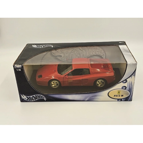 1:18 Scale Ferrari F512M Testarossa Hot Wheels Model Car Diecast Supercar