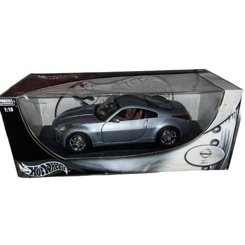 Hot Wheels Metal Collection Silver Nissan Z 1/18 2002 Mattel-New/Unopened 56758