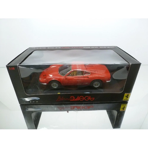 HOTWHEELS ELITE N2044 FERRARI DINO 240 GT - RED 1:18 - GOOD CONDITION IN BOX
