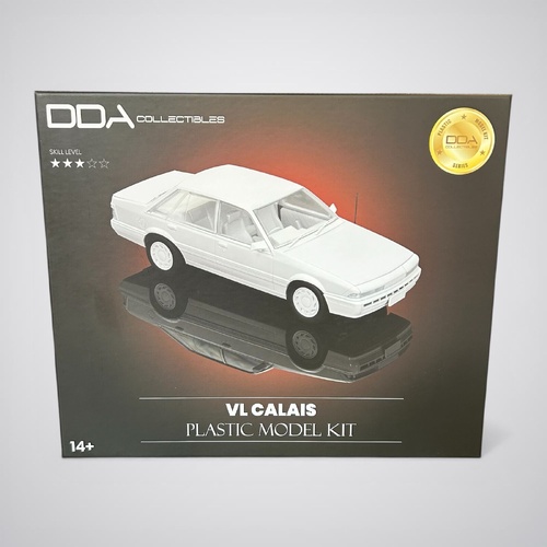 1:24 Holden VL Calais Plastic Model Car Kit by DDA Collectibles dda707k