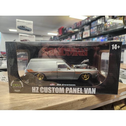 Chase version 1:24 Holden HZ Sandman Panel Van Supercharged -- Grey -- DDA Collectibles