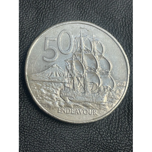 1986 New Zealand 50c HMS Endeavour NZ Round Fifty Cents Cent Coin 50