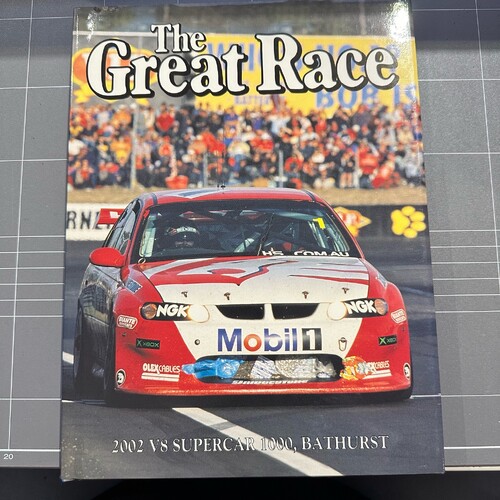 THE GREAT RACE #22 2002 V8 Supercar 1000 Bathurst Mark Skaife Jim Richards Book
