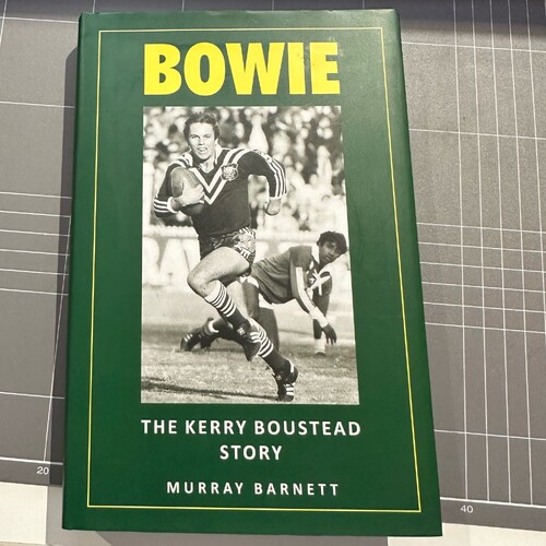 Bowie: The Kerry Boustead Story by Murray Barnett (English) Hardcover Book