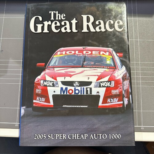 THE GREAT RACE #25 - 2005 BATHURST 1000 HARDCOVER BOOK
