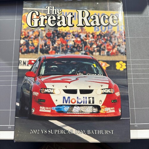 THE GREAT RACE #22 - 2002 BATHURST 1000 HARDCOVER BOOK