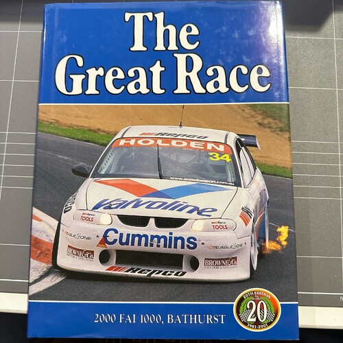 THE GREAT RACE #20 - 2000 BATHURST 1000 HARDCOVER BOOK