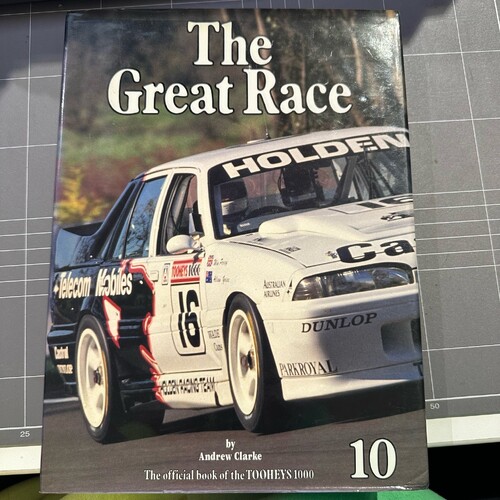 THE GREAT RACE #10 - 1990/31 BATHURST 1000 HC BOOK WIN PERCY/ALLAN GRICE VL