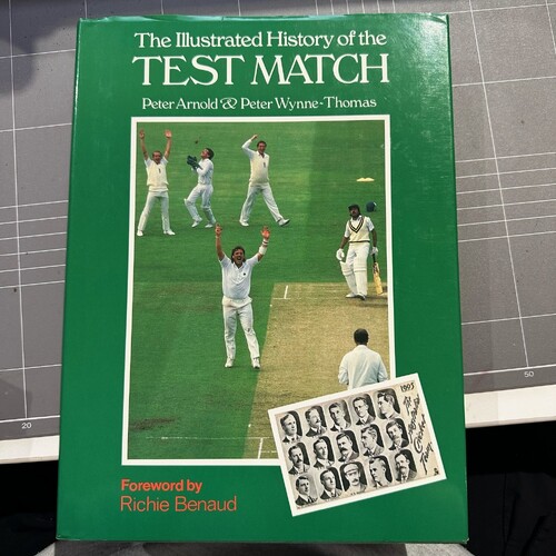 Illustrated History of Test by Peter Arnold, Peter Wynne Thomas (Hardcover Book)