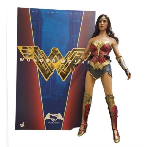 Hot Toys MMS359 1/6 Scale Wonder Woman 1.0 Action Figure Batman v Superman
