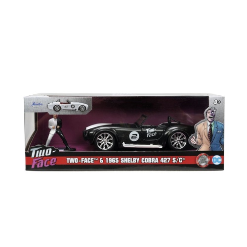 Batman (comics) - 1965 Shelby Cobra with Two-Face Figure 1:32 Scale